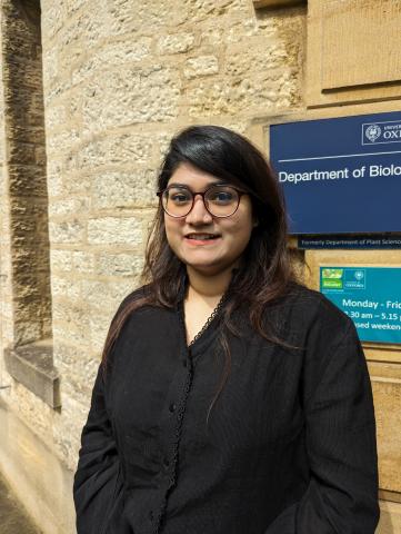 Dr Farhin Humayra outside the Department of Biology, Oxford university